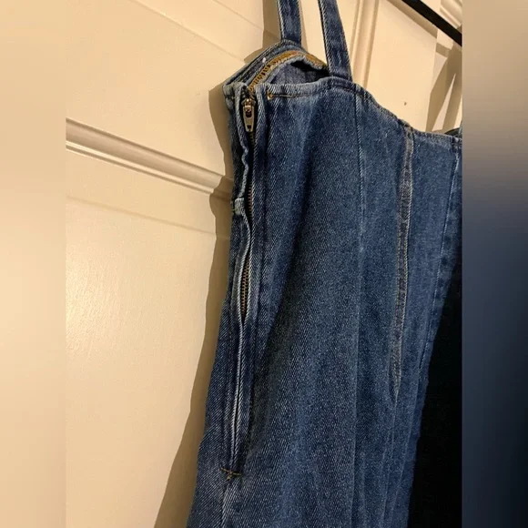 ๐๐ฆ๐ NWOT BLUE DENIM Urban Outfitters UO Keyhole Dress - Picture 8 of 10